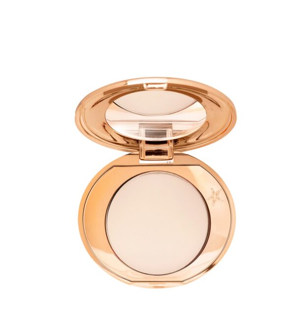 Charlotte Tilbury 
Mini Airbrush Flawless Finish Refillable Blurring & Setting Powder